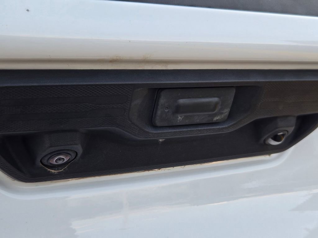 Used 2025 Chevrolet Silverado 1500 LT image 30