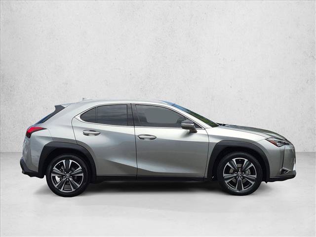 Used 2019 Lexus UX 200 w/ Accessory Package FWD image 5