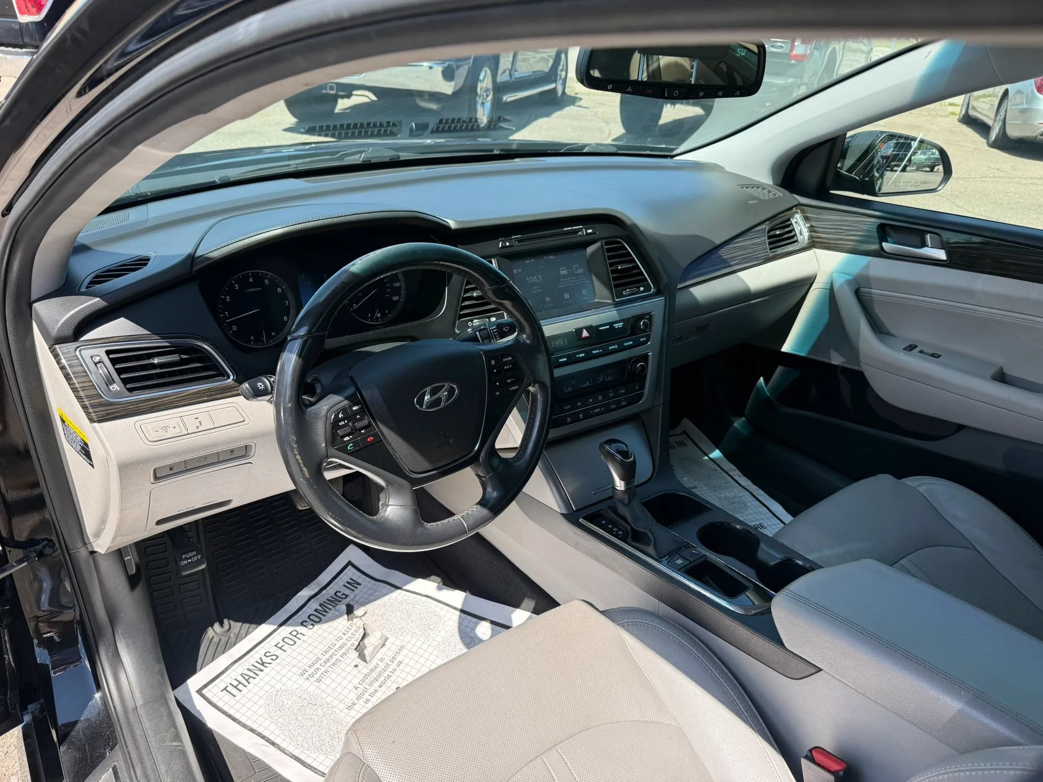 Used 2017 Hyundai Sonata Limited w/ Cargo Package FWD image 17