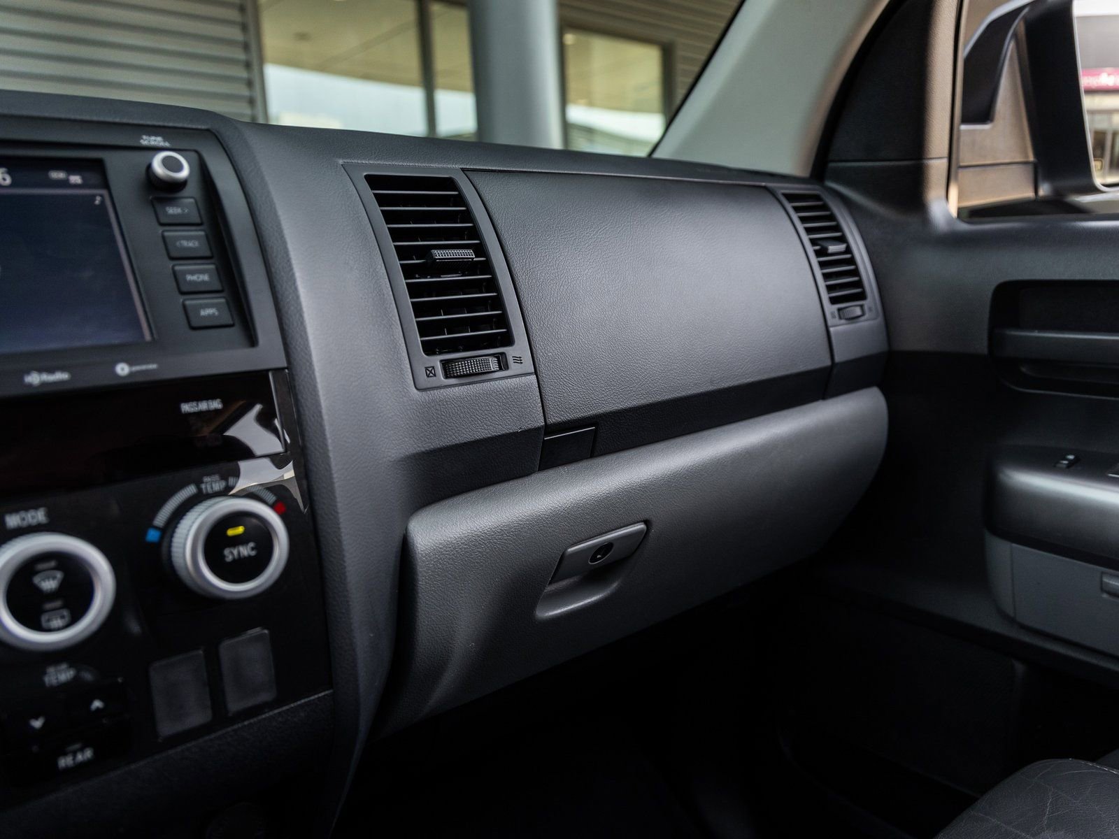 Used 2020 Toyota Sequoia SR5 image 30