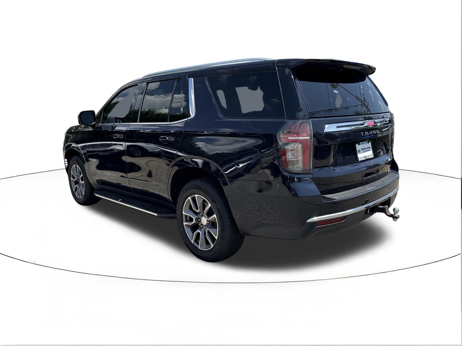 Used 2022 Chevrolet Tahoe LT w/ LT Signature Package RWD image 5