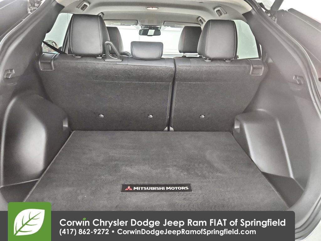 Used 2025 Mitsubishi Eclipse Cross SE image 32