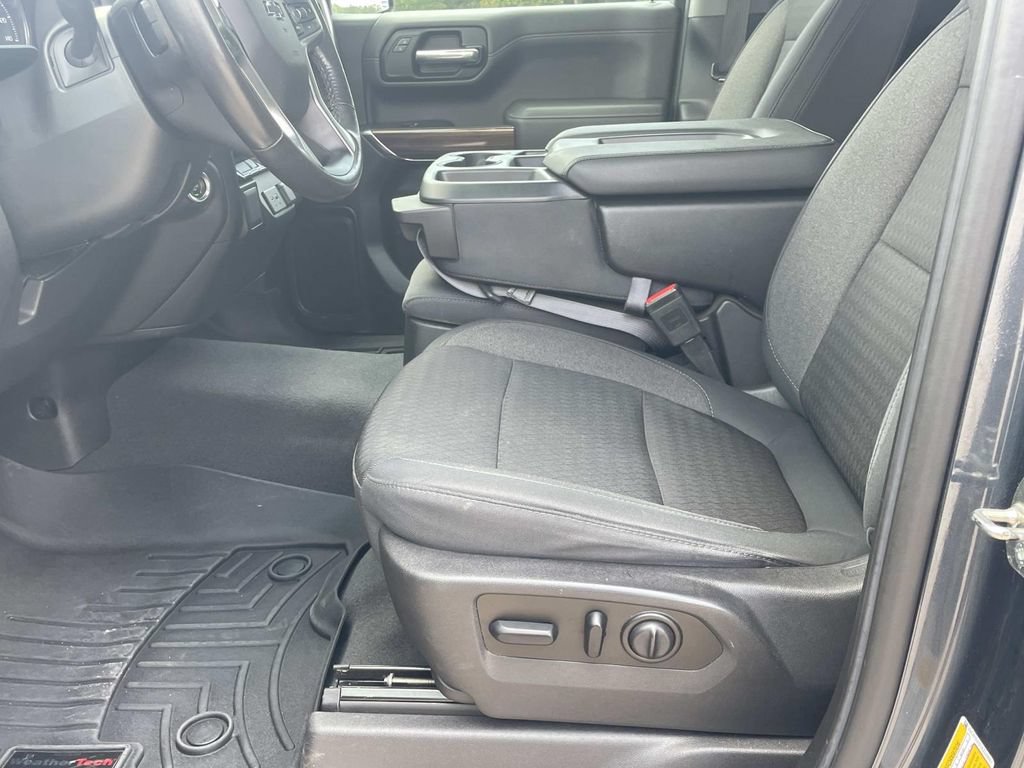 Used 2019 Chevrolet Silverado 1500 RST w/ All-Star Edition AWD/4WD image 13