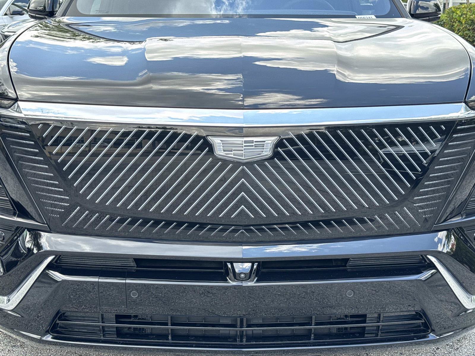 Certified 2026 Cadillac Vistiq Luxury AWD/4WD image 8