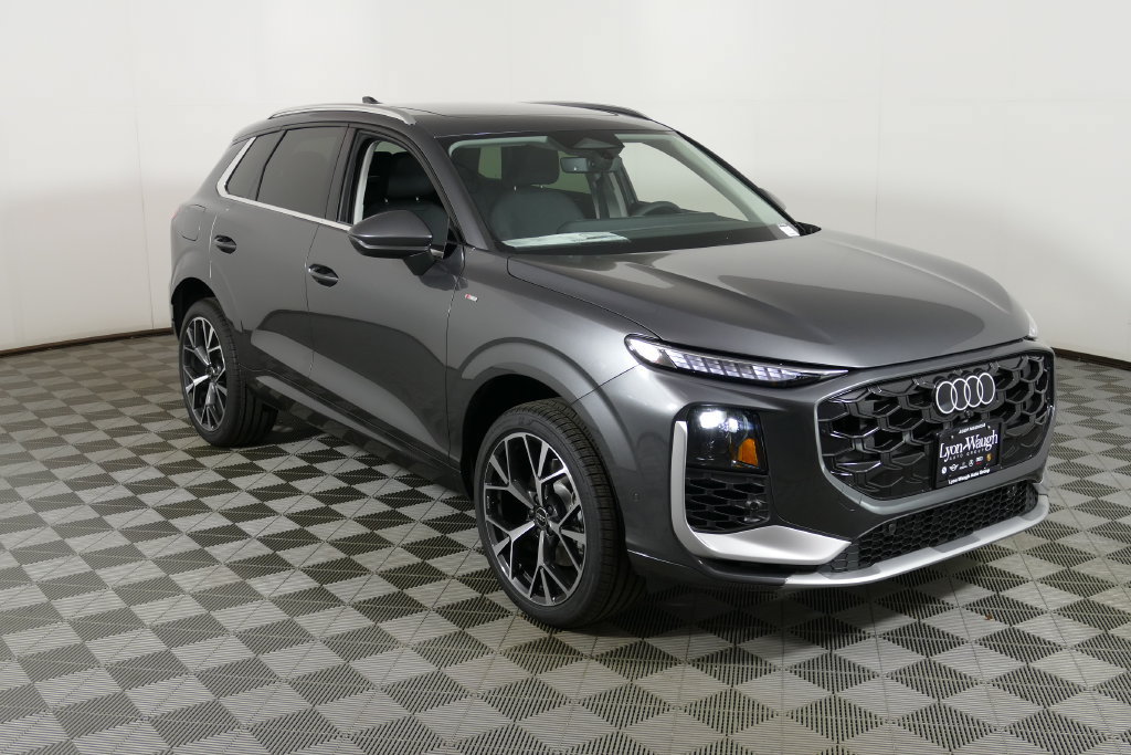 New 2026 Audi Q3 quattro 2.0T