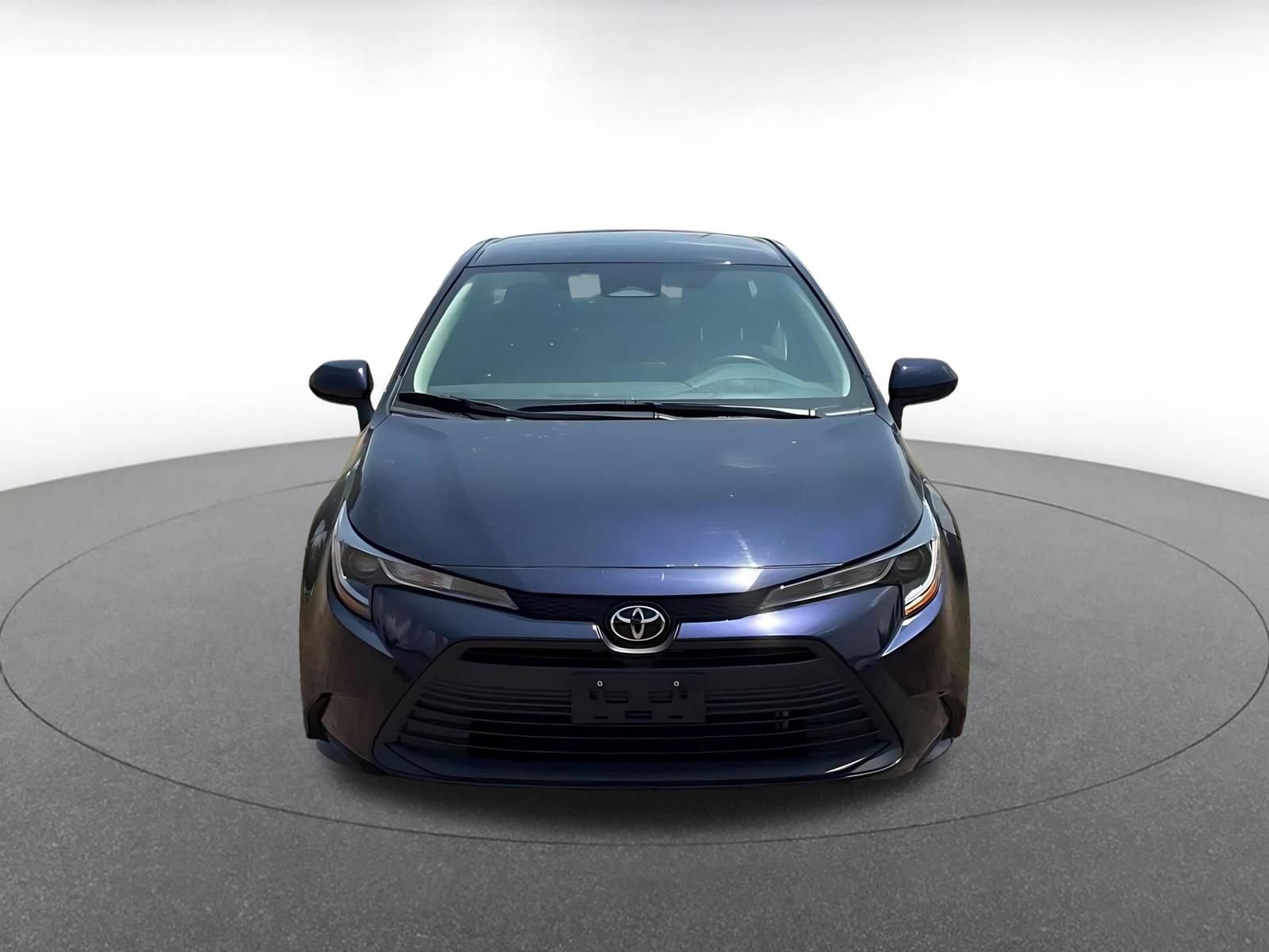 Used 2025 Toyota Corolla LE FWD image 6