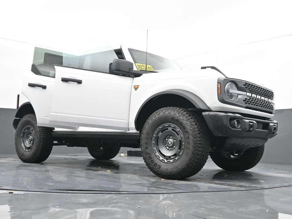 New 2025 Ford Bronco Badlands w/ Sasquatch Package AWD/4WD image 69