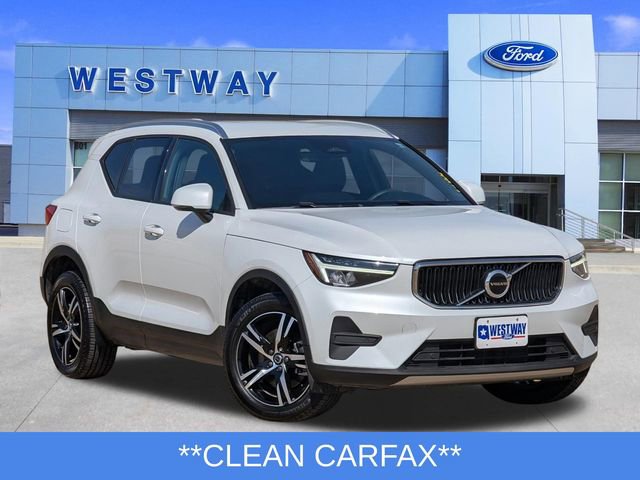 Used 2023 Volvo XC40 B5 Core
