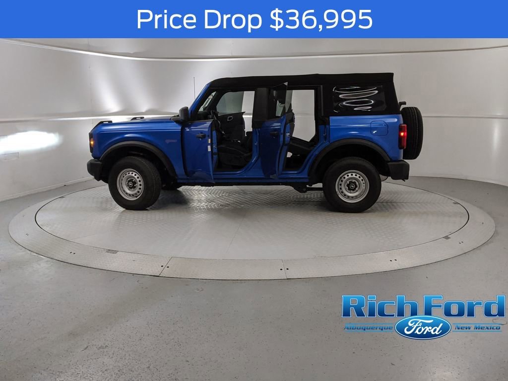 New 2025 Ford Bronco 4-Door image 11