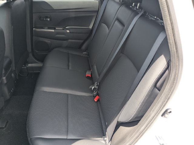 Used 2026 Mitsubishi Outlander Sport SEL AWD/4WD image 19