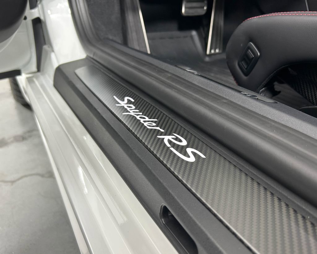Used 2024 Porsche 718 Boxster Spyder RS RWD image 15