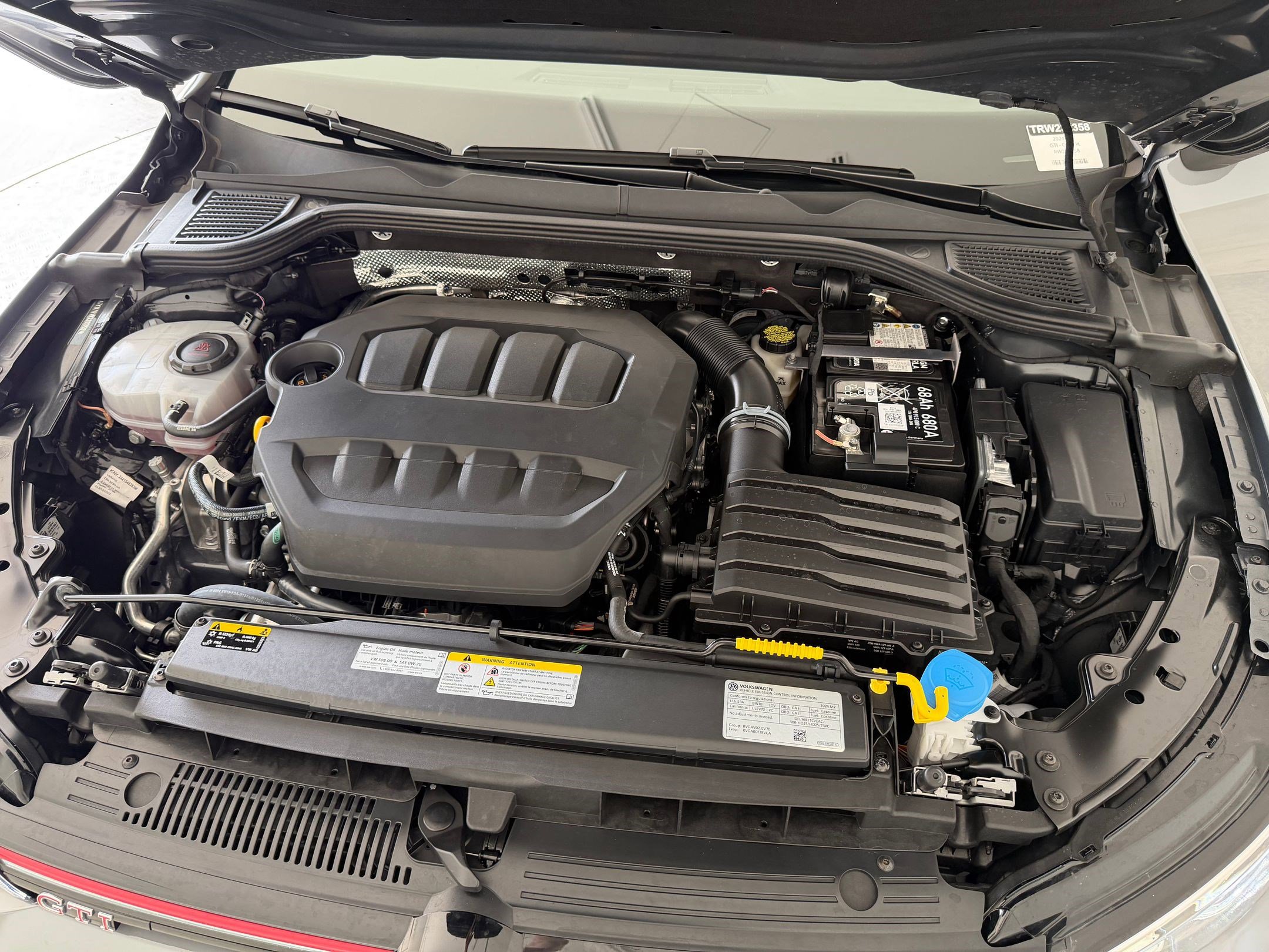 Used 2024 Volkswagen GTI SE w/ MDO Package image 33