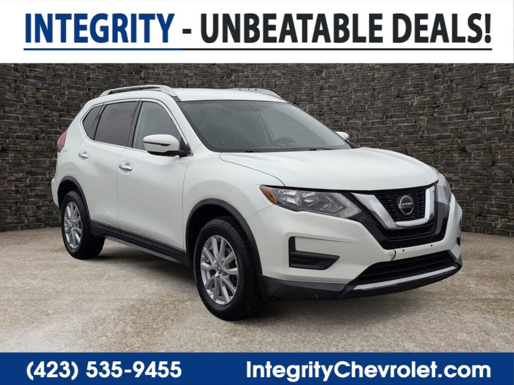 Used 2018 Nissan Rogue SV image 1