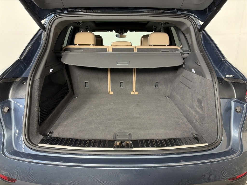 Used 2020 Porsche Cayenne S image 25