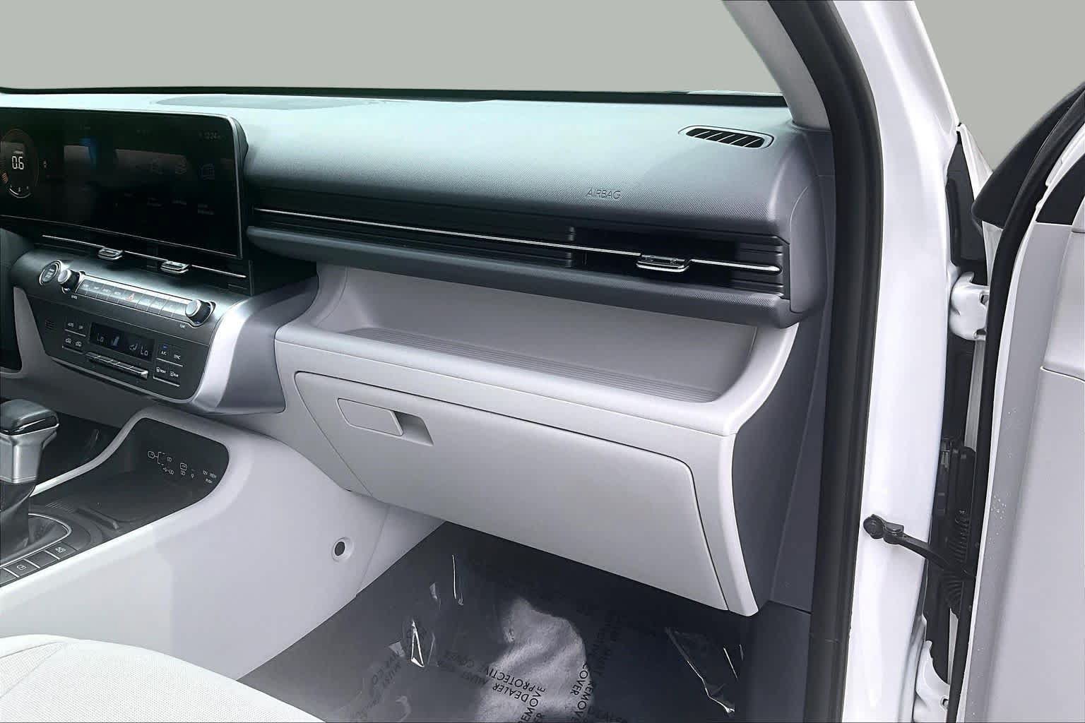 Used 2026 Hyundai Kona SEL Sport FWD image 19