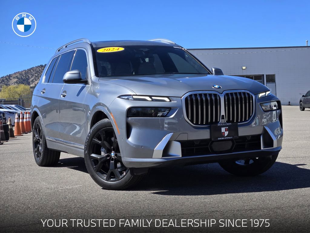 Used 2024 BMW X7 xDrive40i w/ Premium Package image 1