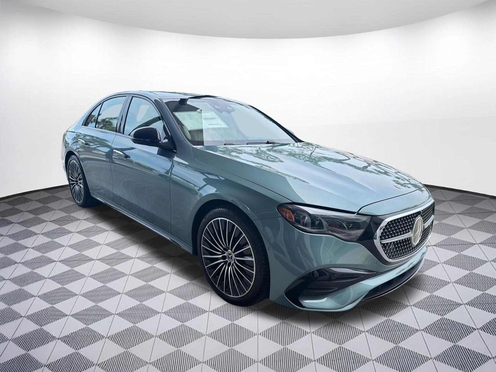 New 2026 Mercedes-Benz E 350 4MATIC Sedan image 7