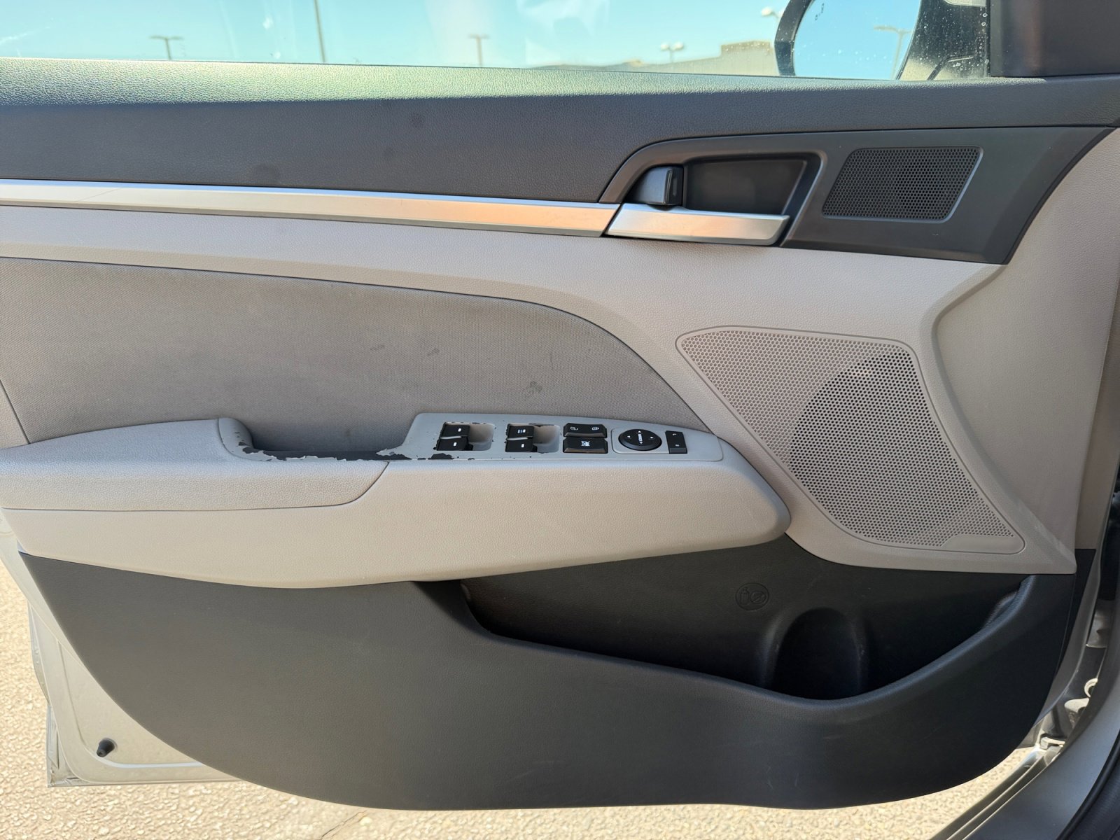 Used 2020 Hyundai Elantra SEL image 13