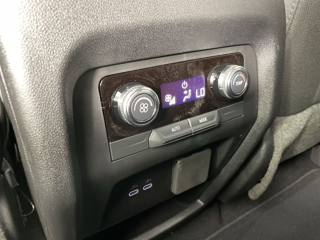 New 2025 GMC Acadia Elevation image 21