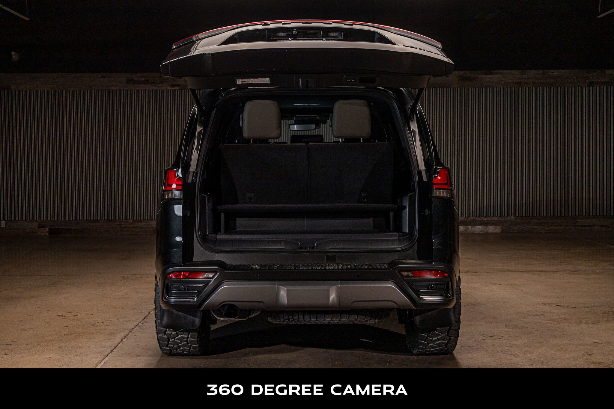Used 2025 Lexus LX 700h Overtrail AWD/4WD image 9