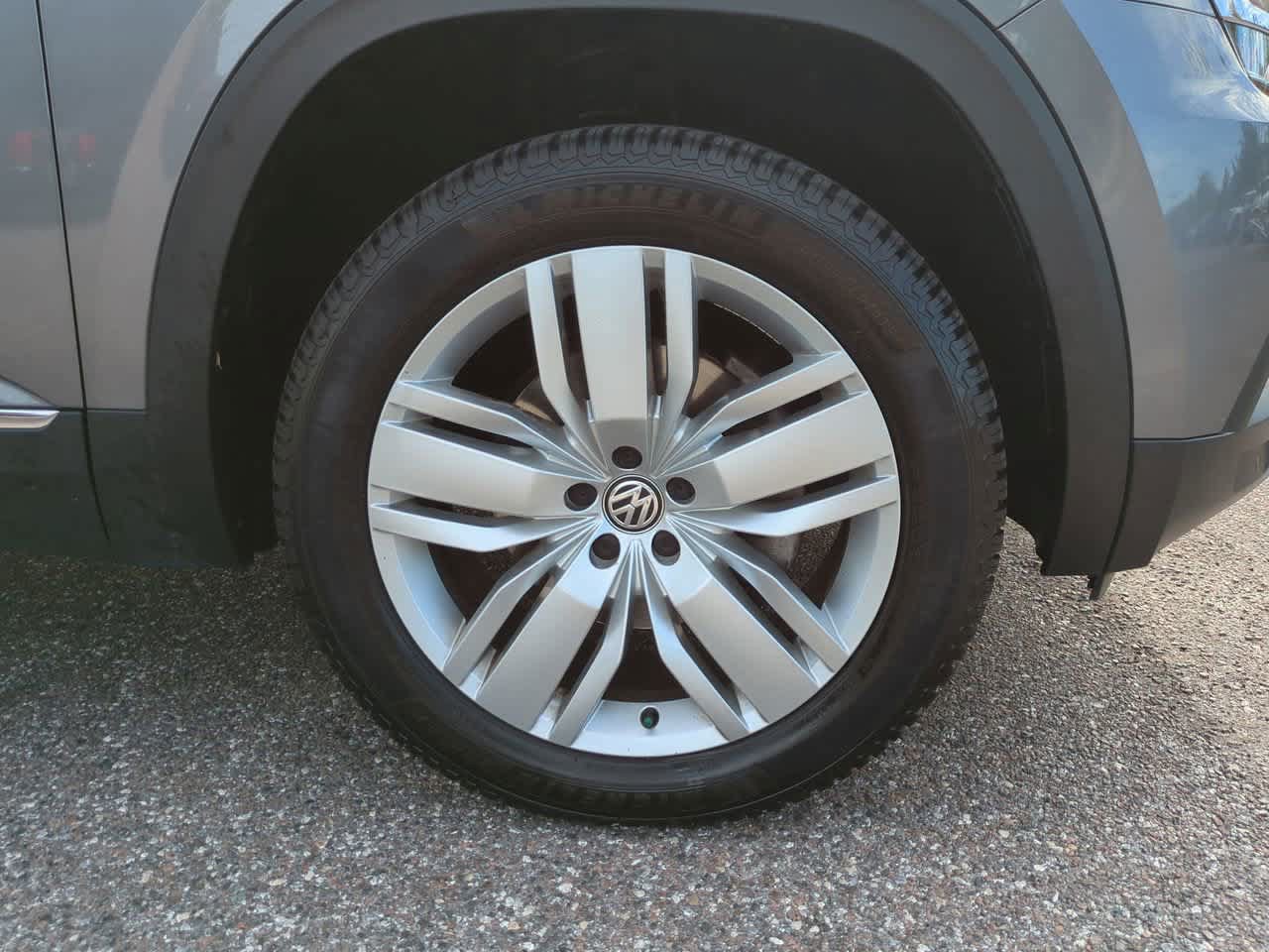 Used 2019 Volkswagen Atlas SEL AWD/4WD image 11