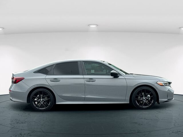Used 2025 Honda Civic Sport image 7