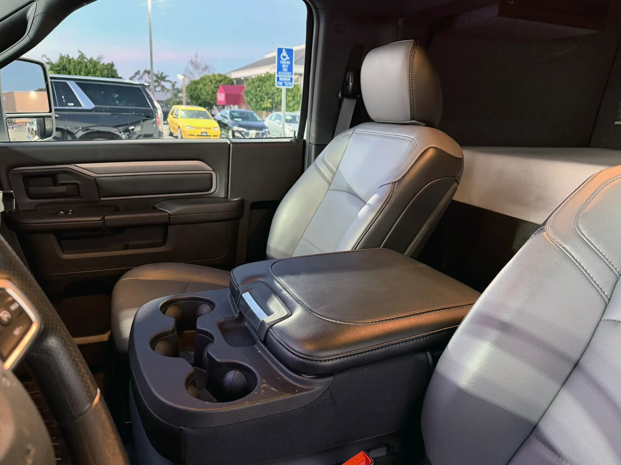 Used 2025 RAM 5500 Tradesman image 22