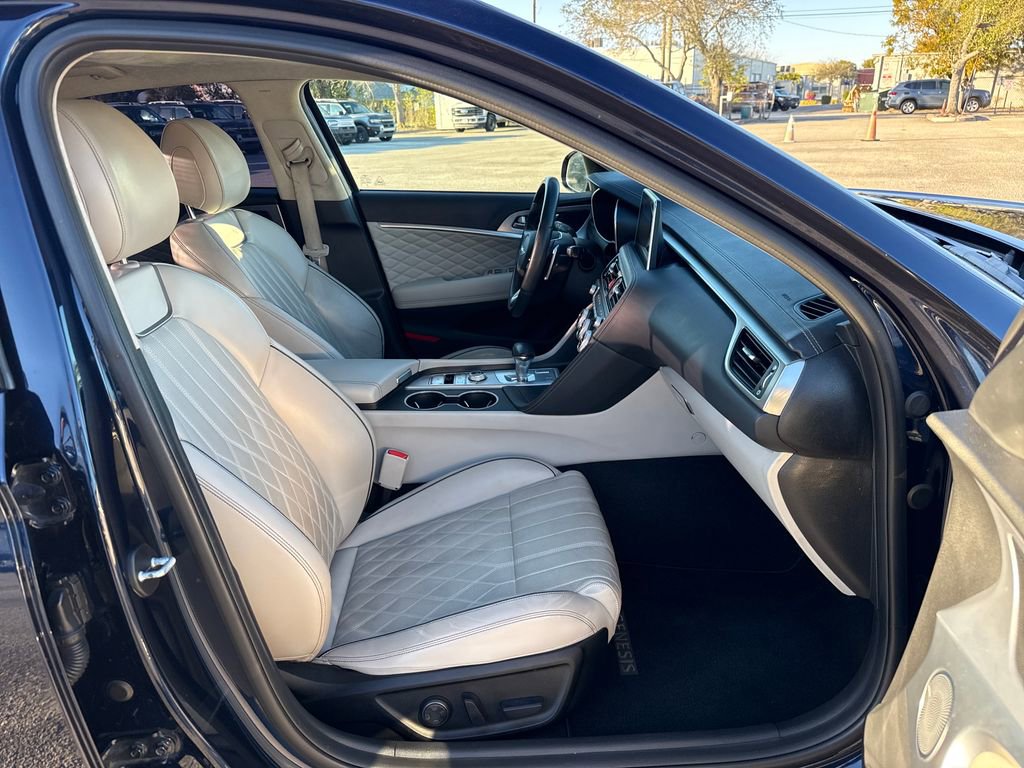 Used 2019 Genesis G70 3.3T Advanced w/ Prestige Package image 25
