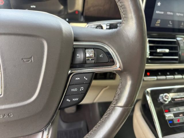 Used 2019 Lincoln Navigator Reserve AWD/4WD image 8