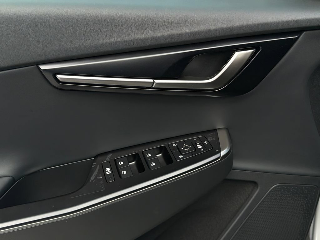 New 2026 Kia EV6 Light AWD/4WD image 18