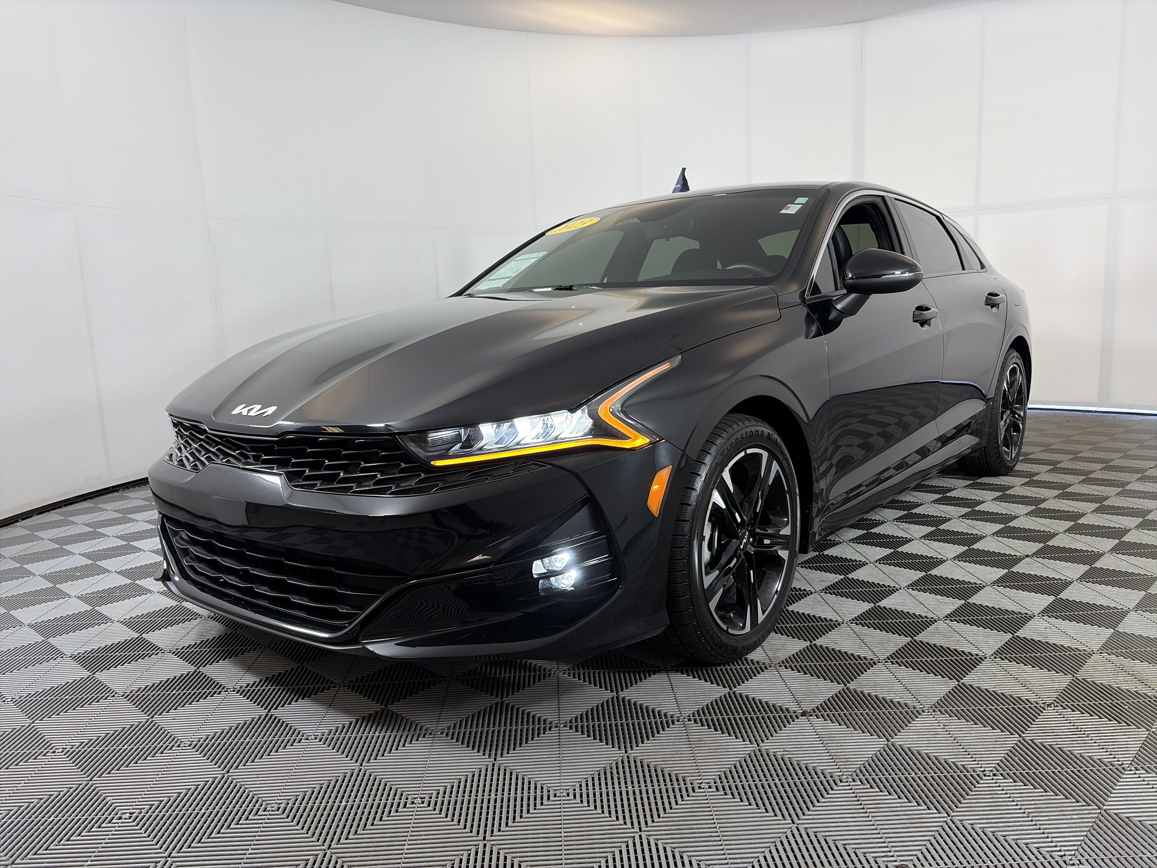 Certified 2023 Kia K5 GT-Line FWD image 3