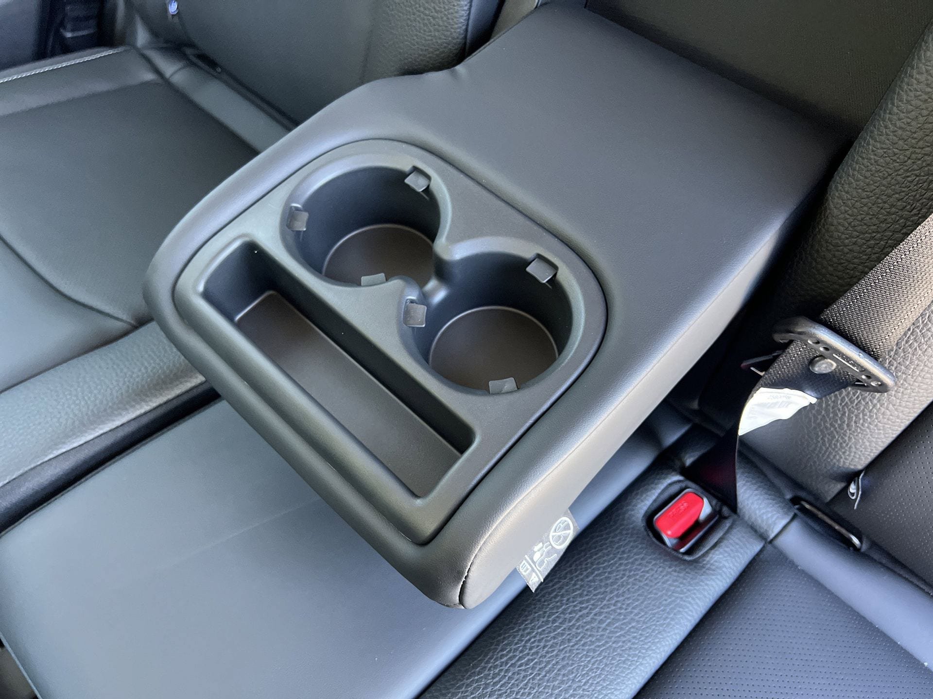 New 2026 Nissan Pathfinder SL w/ Cargo Package FWD image 18