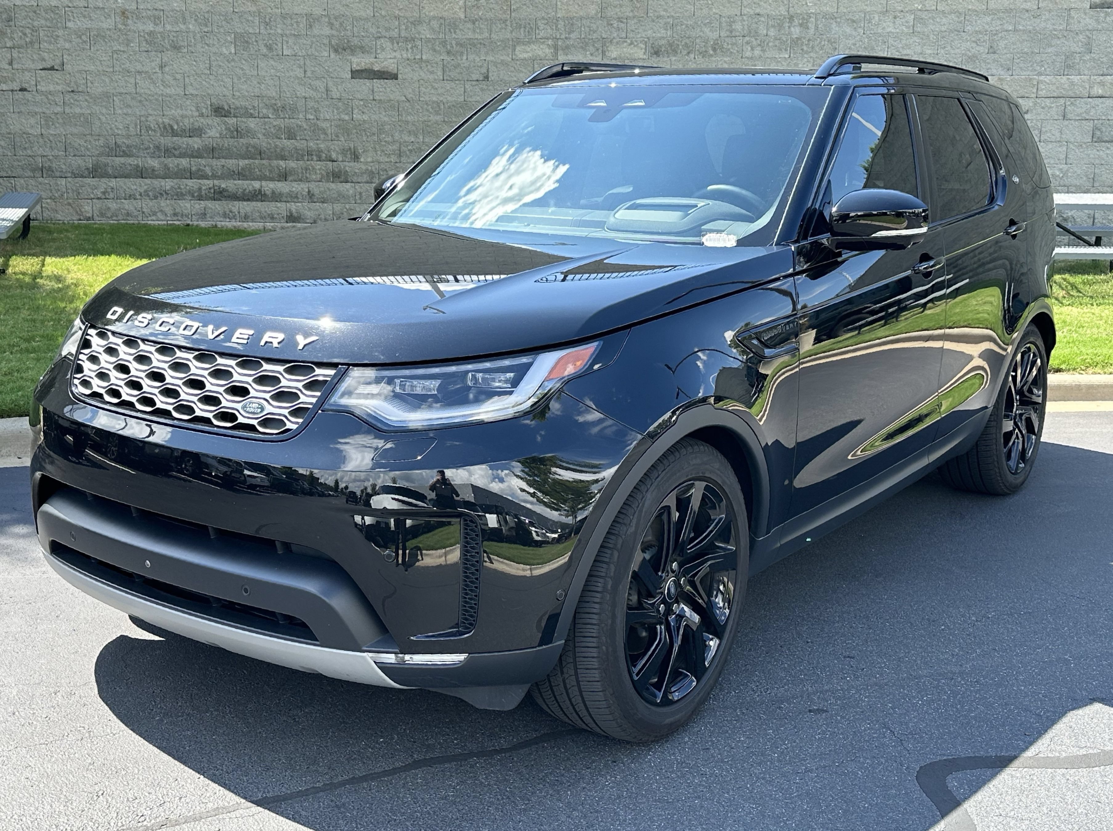 Used 2025 Land Rover Discovery S