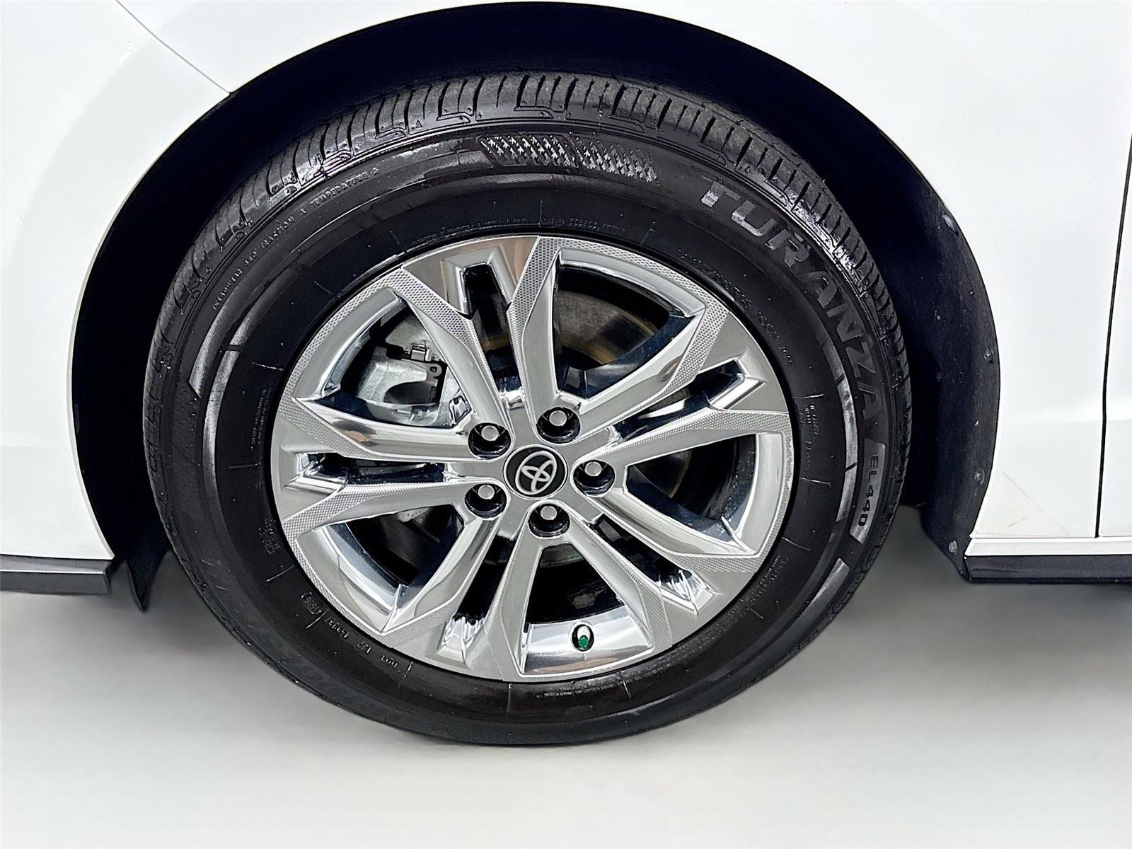 Certified 2023 Toyota Sienna XSE image 7