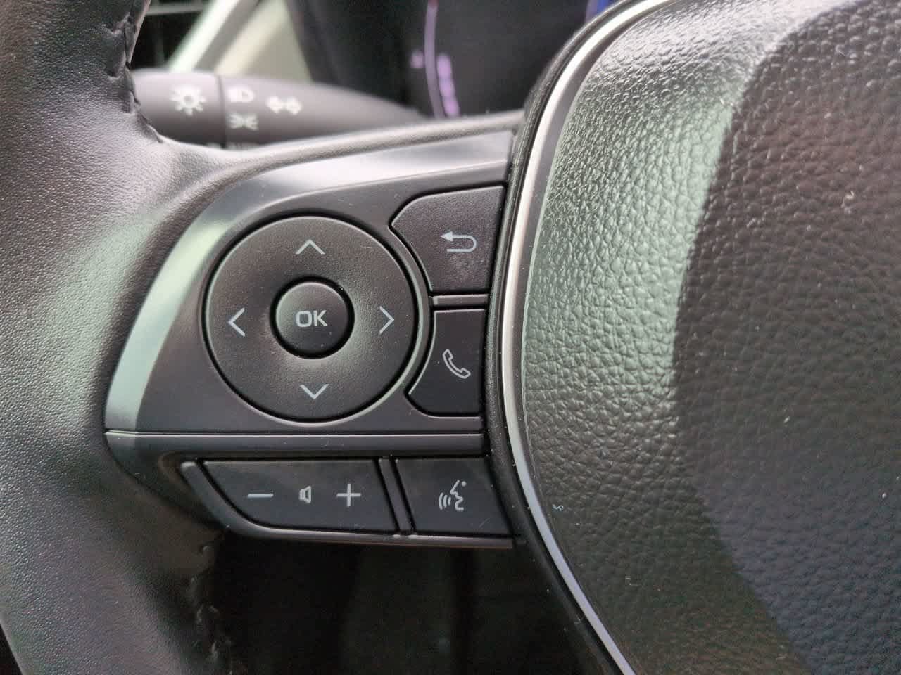 Certified 2026 Toyota Corolla Cross LE FWD image 22
