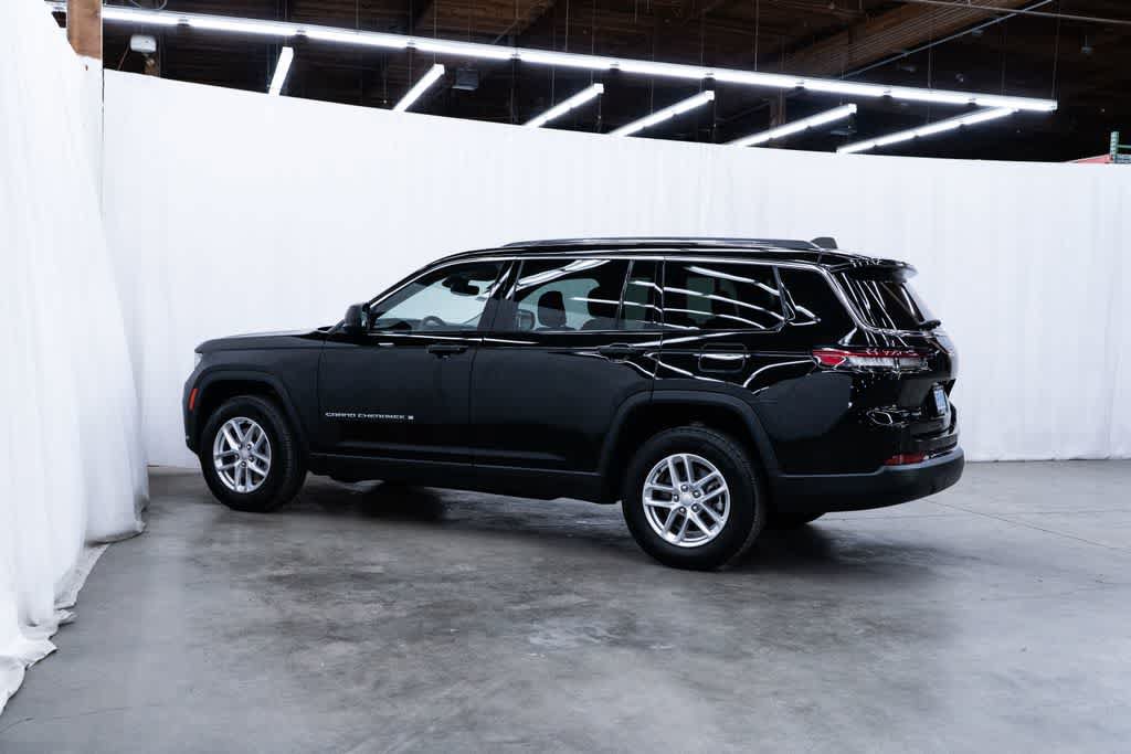 Used 2023 Jeep Grand Cherokee L Laredo w/ Trailer Tow Group (B) AWD/4WD image 4