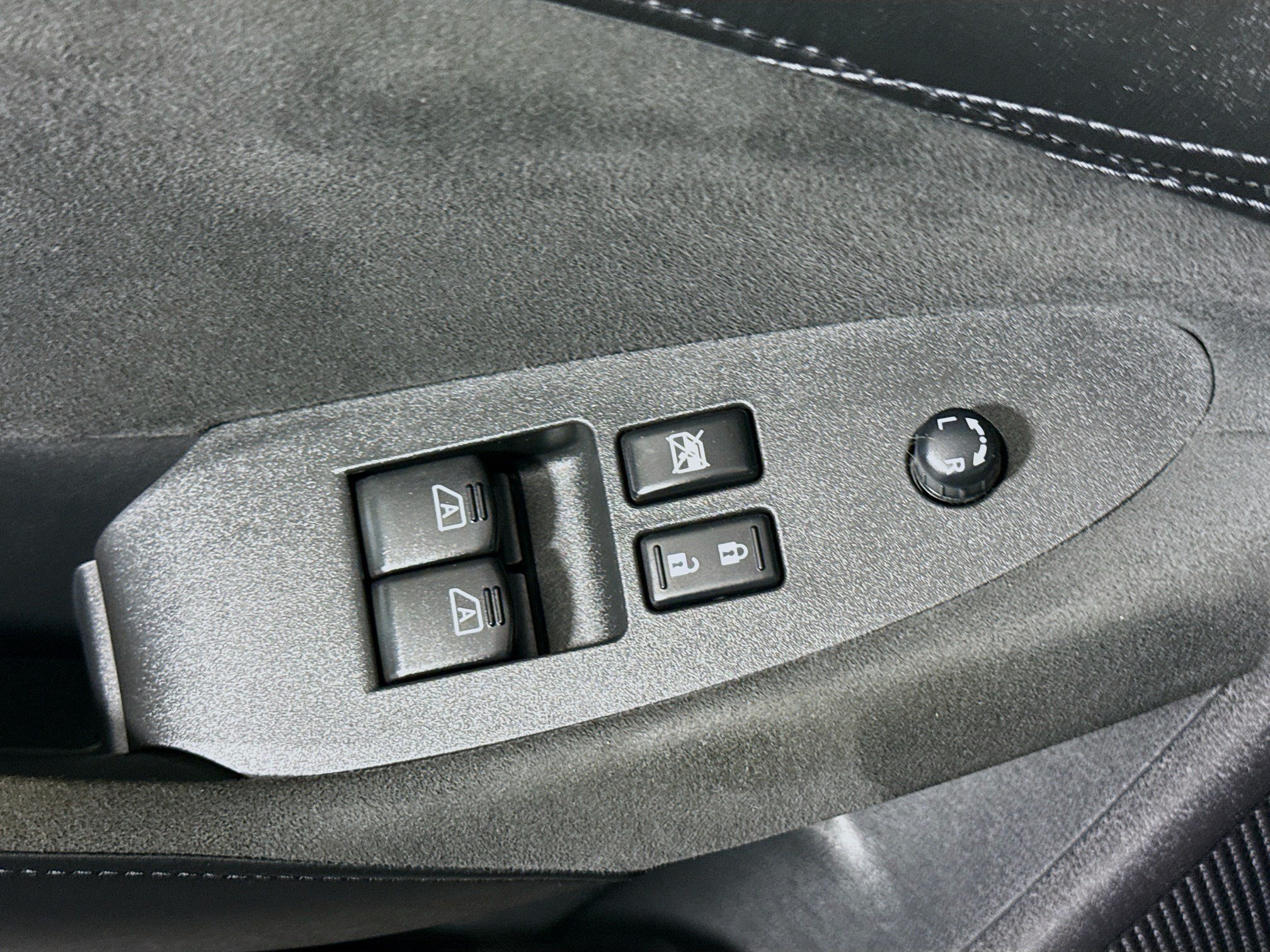 Used 2024 Nissan Z Performance w/ Floor Mat Package RWD image 24