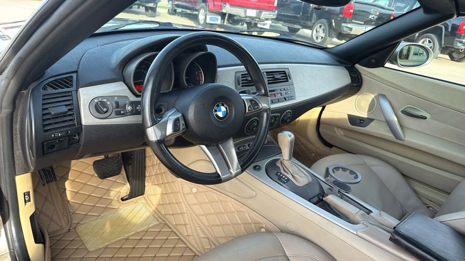 Used 2004 BMW Z4 3.0i image 49