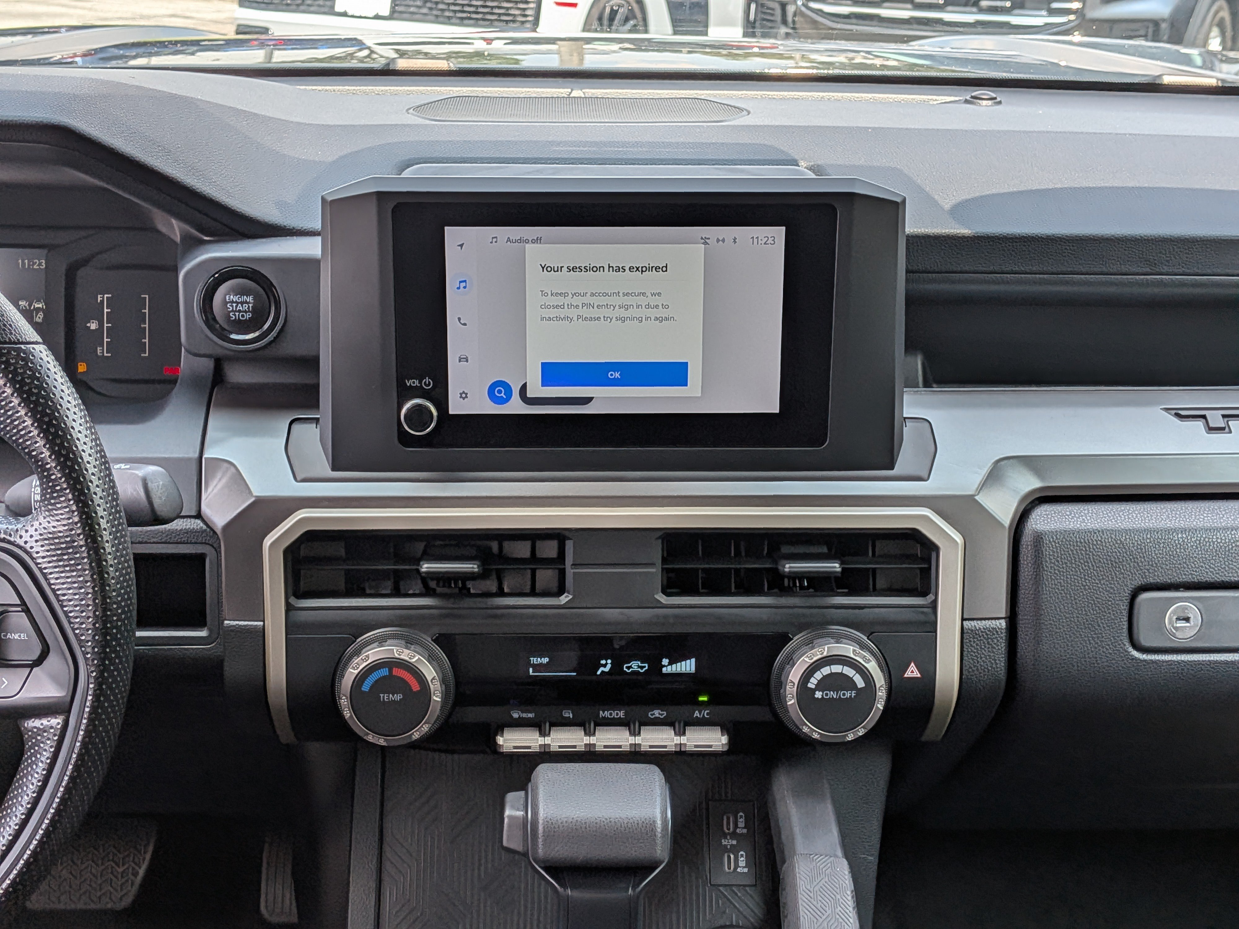 Used 2024 Toyota Tacoma SR5 AWD/4WD image 19