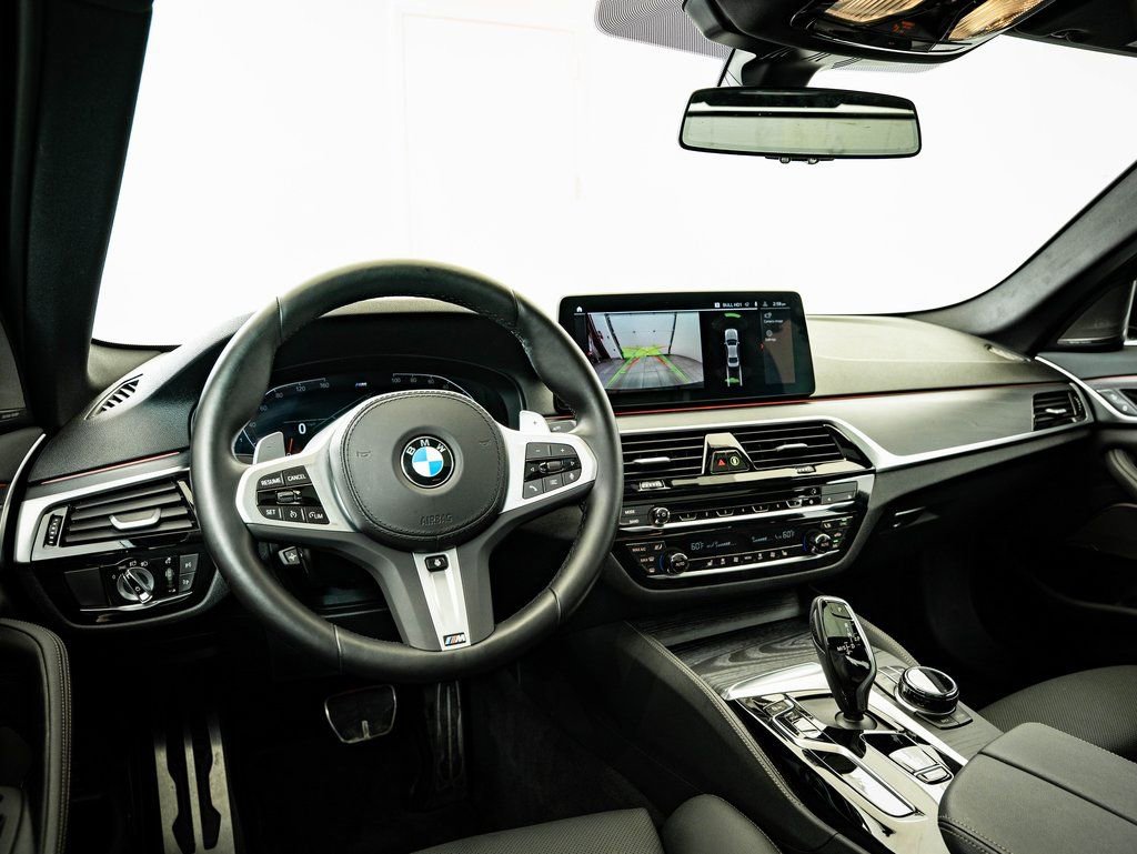 Used 2023 BMW 540i xDrive w/ Executive Package image 33