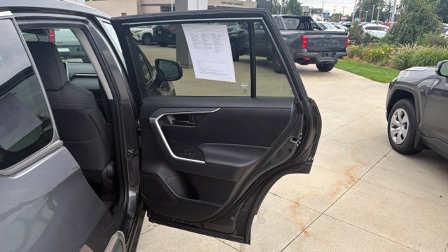 Used 2024 Toyota RAV4 LE AWD/4WD image 29