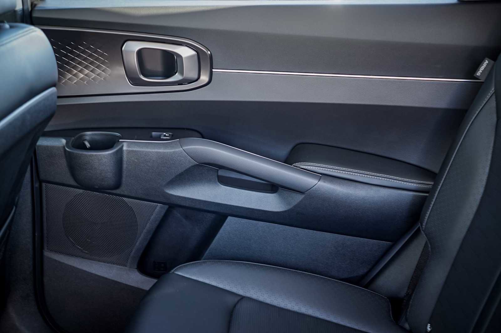 Certified 2025 Kia Sorento EX w/ Panoramic Sunroof Package image 28