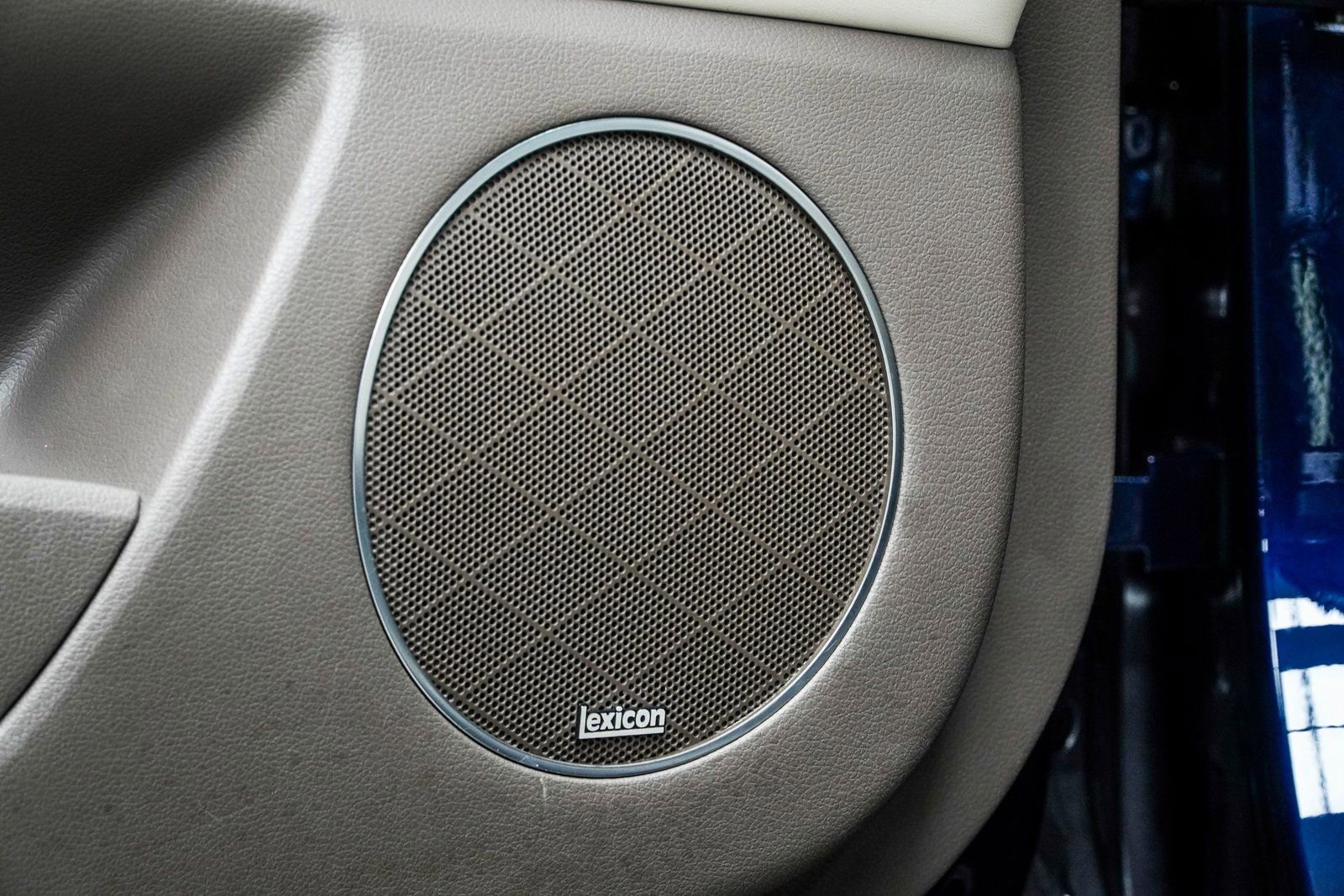 Used 2023 Genesis GV80 2.5T w/ Advanced Package image 36