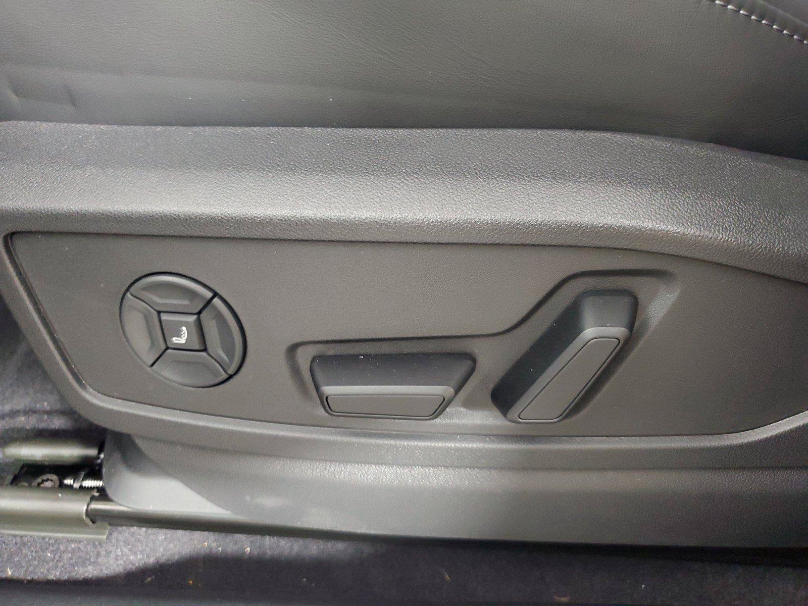New 2026 Audi SQ5 Premium Plus AWD/4WD image 20