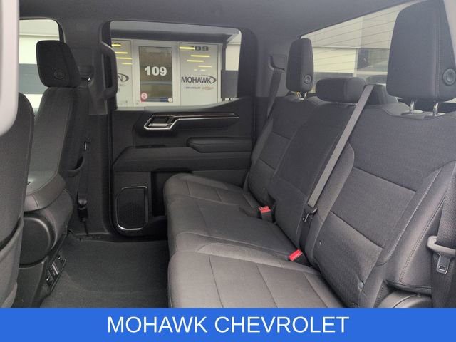 Used 2025 Chevrolet Silverado 1500 LT image 25