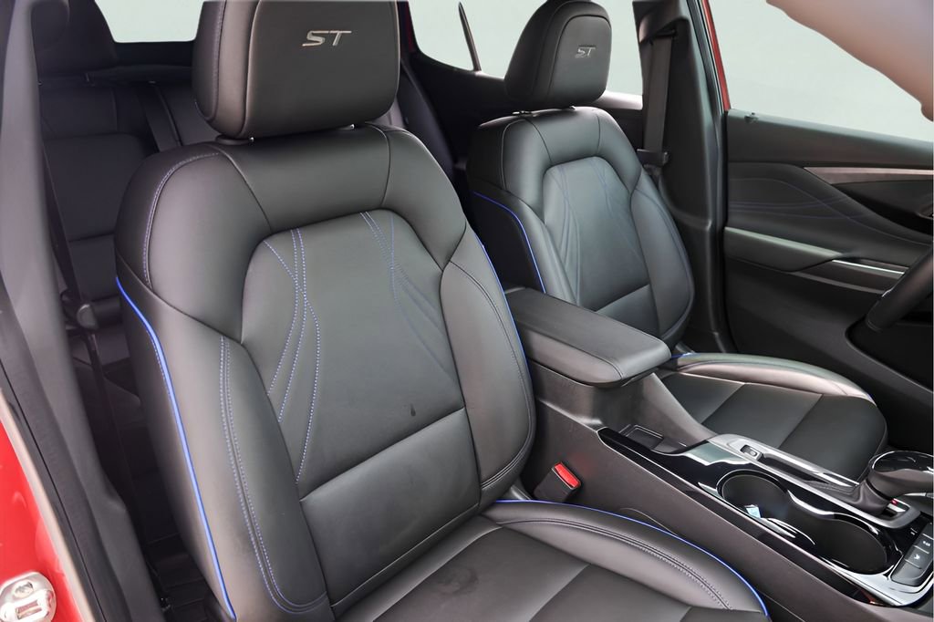 Used 2024 Buick Envista Sport Touring w/ Convenience I Package FWD image 31