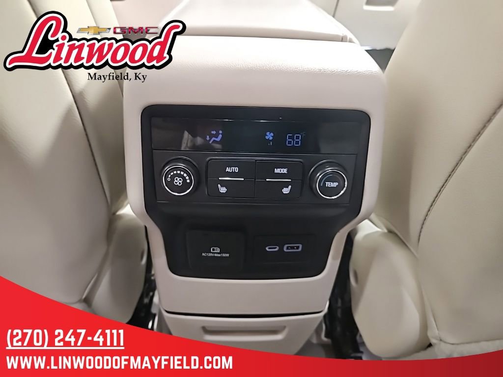 Used 2021 GMC Acadia Denali w/ Denali Ultimate Package image 16