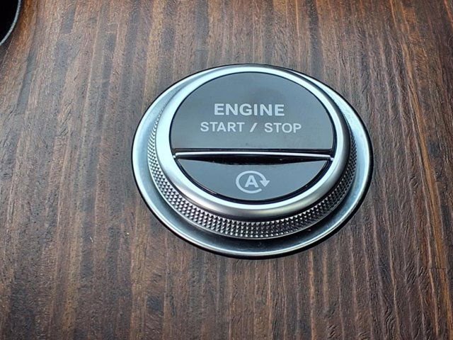 Certified 2025 Mercedes-Benz C 300 4MATIC Sedan image 25