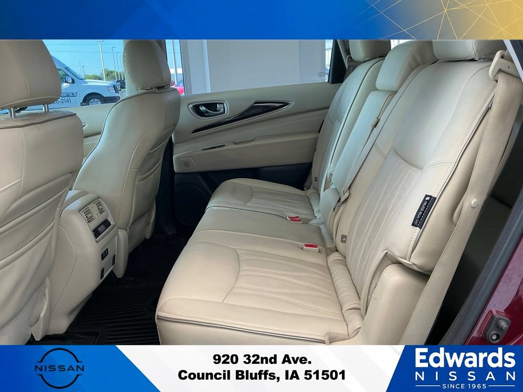Used 2019 INFINITI QX60 Luxe w/ Sensory Package AWD/4WD image 18