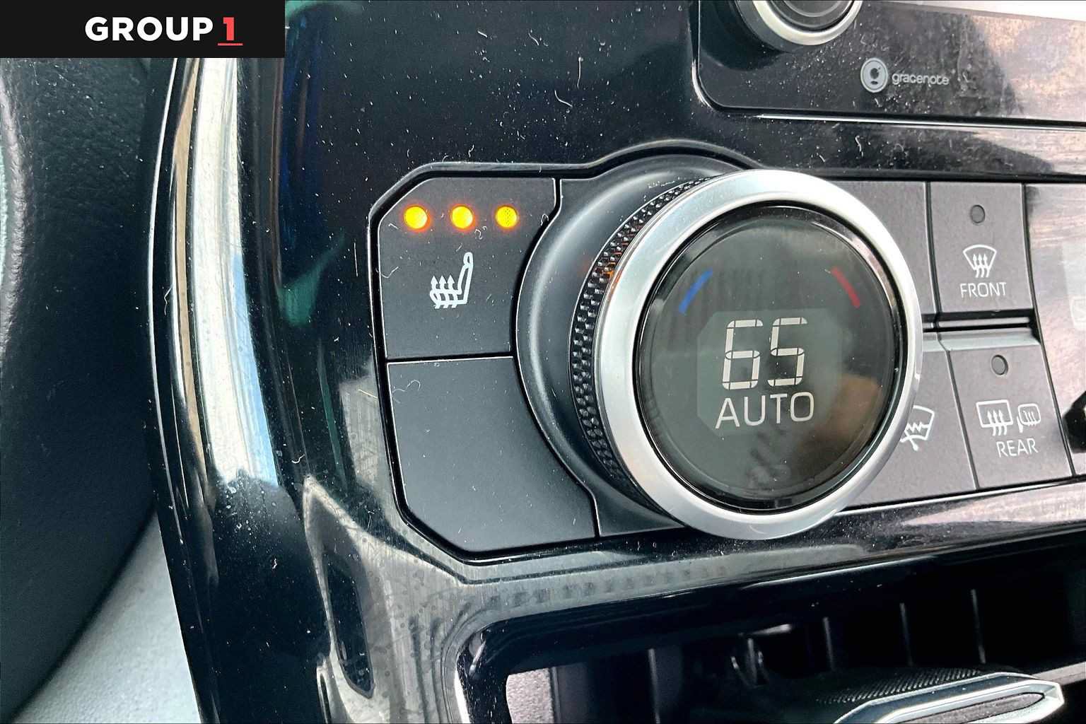 Certified 2020 Toyota Highlander XLE AWD/4WD image 36